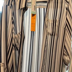 NWT Button Down Blouse 2x